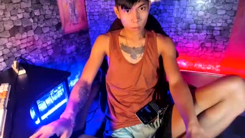 mark online show from July 21, 11:12 am