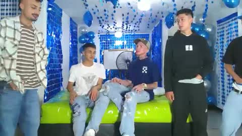 Snapshot of asmodeus7100 chatting on January 15, 12:19 am THOMAS AND DAMIAND online show from January 15, 12:19 am