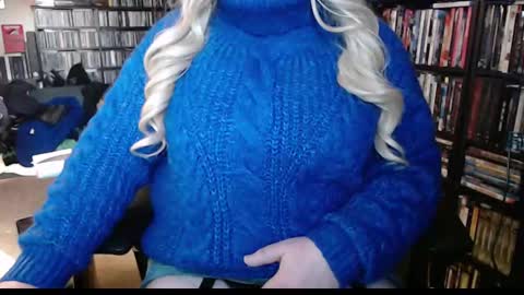 Aspen Vale online show from March 3, 10:31 pm