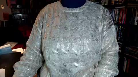 Aspen Vale online show from December 21, 10:16 pm