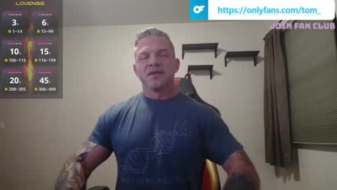 Ass Chaser online show from November 25, 2:32 am