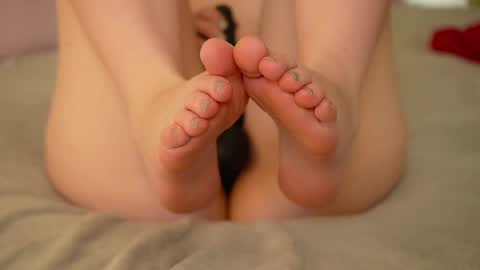 Sonya online show from February 21, 9:00 pm