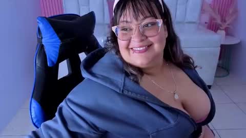 astrid1_s online show from March 19, 3:45 am