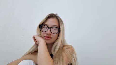 Diana online show from October 23, 2:29 pm