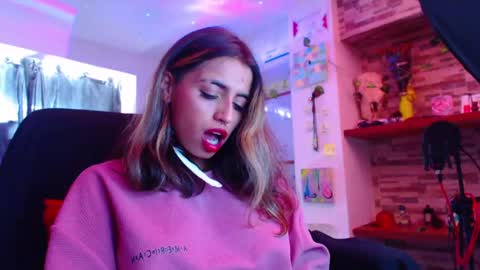 Atenea online show from February 20, 6:03 pm