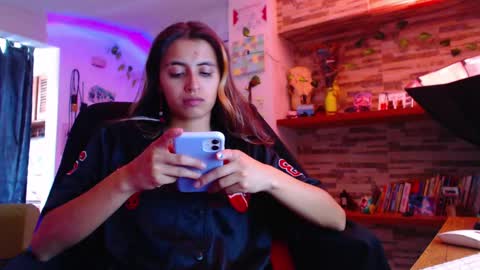 Atenea online show from March 3, 1:34 pm