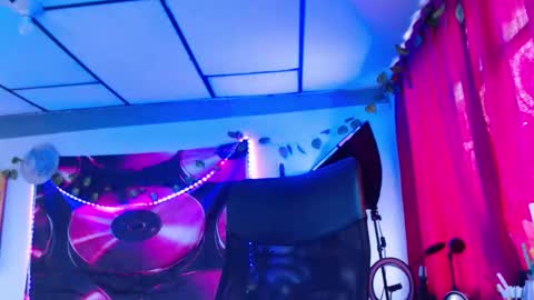 Atenea online show from September 15, 12:50 pm