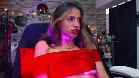 Atenea online show from January 13, 7:53 pm