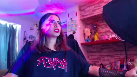 Atenea online show from February 11, 4:24 pm