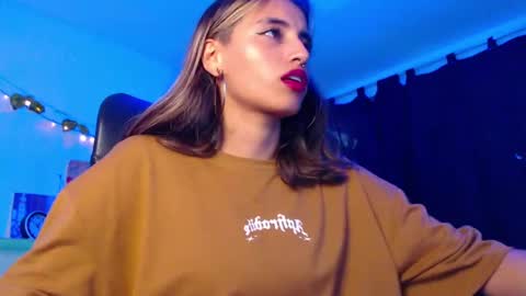 Atenea online show from December 28, 7:54 pm