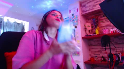 Atenea online show from February 20, 2:57 pm