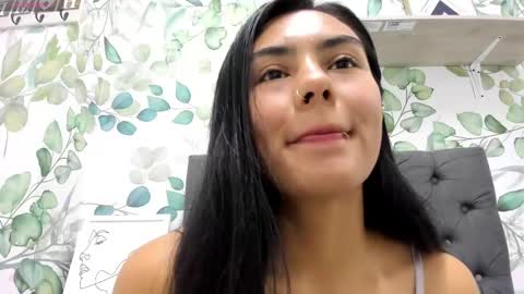 Snapshot of atilana_diaz chatting on October 6, 3:52 pm Atilana Diaz online show from October 6, 3:52 pm