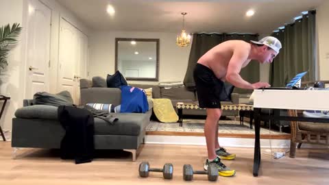 atown5588 online show from February 6, 6:35 pm