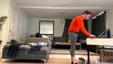 atown5588 online show from February 7, 8:42 pm