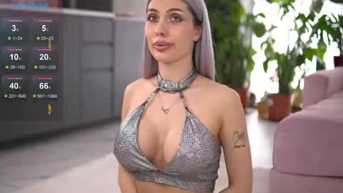 Isabella online show from May 26, 7:03 am