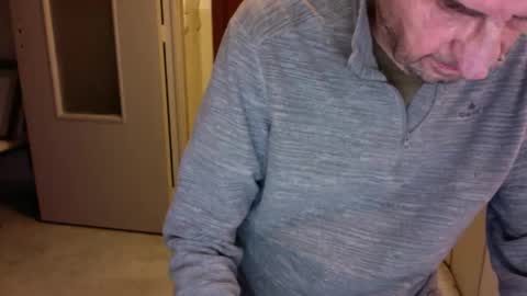 Snapshot of auguste061400 chatting on February 5, 4:58 pm auguste061400 online show from February 5, 4:58 pm