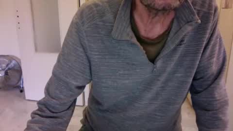 auguste688483 online show from April 22, 2:46 pm