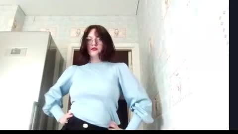 auramelaun online show from July 13, 8:29 am