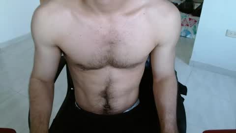 Aureliano online show from April 8, 10:46 pm