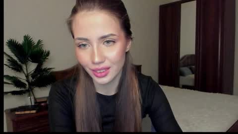 Aurora online show from January 11, 1:06 pm