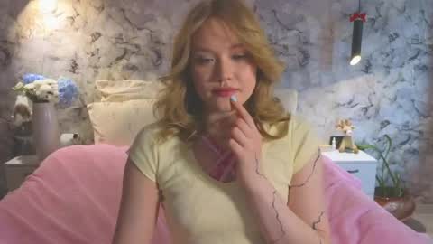 Kate online show from May 13, 1:26 am