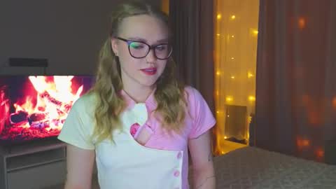 Kate online show from October 11, 7:06 pm