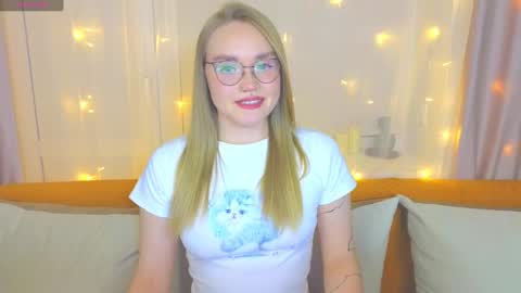 Kate online show from February 24, 3:31 pm