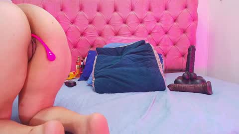 auroraa_miller online show from September 14, 12:06 pm