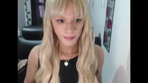 AURORA online show from November 11, 8:00 pm