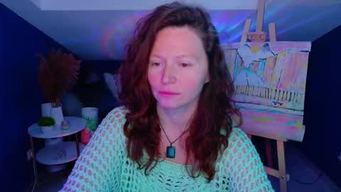 Snapshot of auroraborealis__ chatting on October 10, 6:41 am auroraborealis__ online show from October 10, 6:41 am