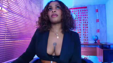 Ariana online show from January 6, 9:19 pm