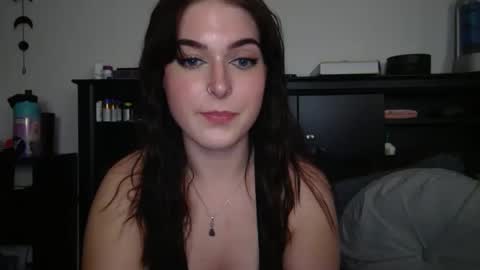 Snapshot of auroralightz1 chatting on October 1, 1:48 am auroralightz1 online show from October 1, 1:48 am