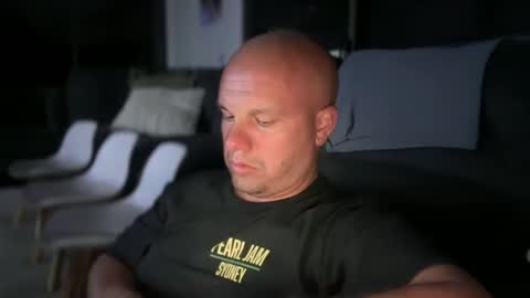 aussieboycal online show from February 19, 12:11 pm