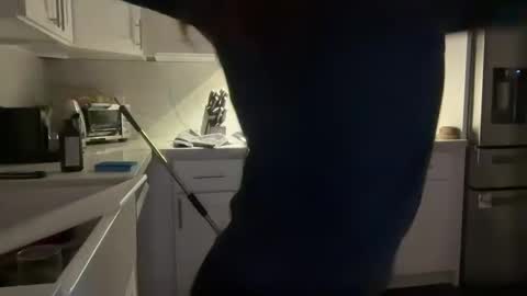 Auntumnfalls online show from March 3, 8:27 am