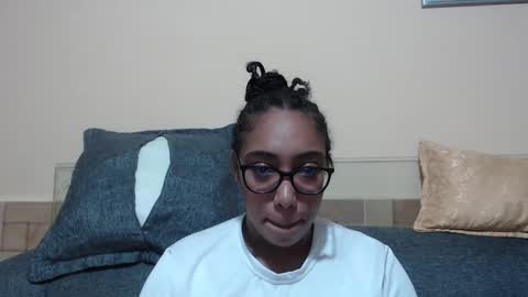 Snapshot of ava_f0xy chatting on March 10, 3:56 am Ava Jordana online show from March 10, 3:56 am