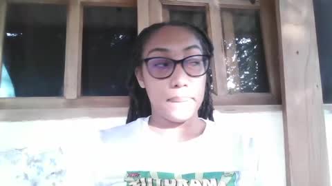 Snapshot of ava_f0xy chatting on February 7, 10:19 pm Ava Jordana online show from February 7, 10:19 pm