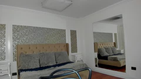 Ava  online show from October 10, 3:18 pm