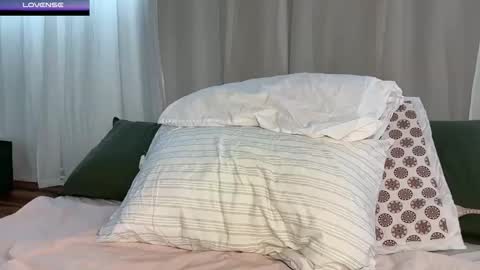 Ava . Support my channel by using my affiliate link to make your account  Thanks  online show from April 8, 3:04 pm