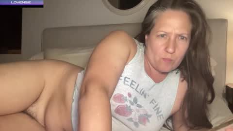 Snapshot of avabradley chatting on October 30, 4:57 am Ava . Support my channel by using my affiliate link to make your account Thanks online show from October 30, 4:57 am