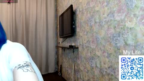 avaobierne online show from March 18, 7:09 pm