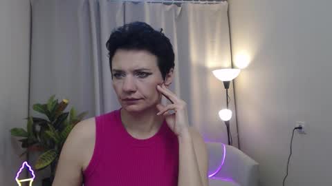 avasaturnian online show from February 16, 1:31 pm