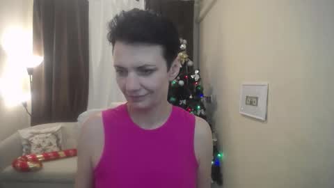 avasaturnian online show from December 15, 1:18 pm