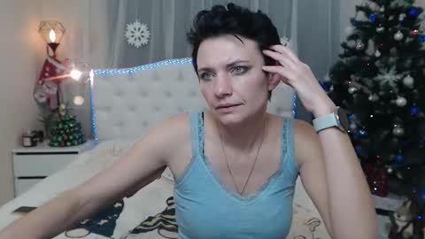 avasaturnian online show from November 30, 6:26 pm