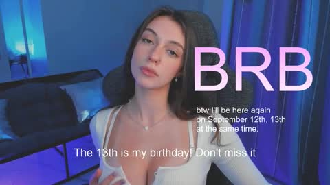 Avie online show from September 10, 8:21 pm