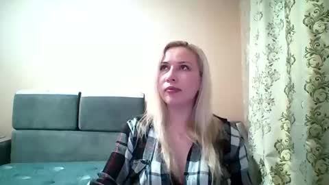 Snapshot of avenixx chatting on September 19, 9:18 pm avenixx online show from September 19, 9:18 pm