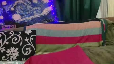 raven blue online show from January 16, 11:52 am