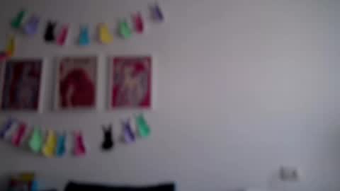 Avery online show from April 11, 3:55 am