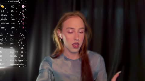 avril_pearly_ online show from April 13, 11:25 am