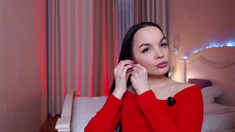 Avrora Inst online show from April 3, 7:54 pm