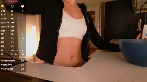 Avaia online show from March 15, 12:04 am